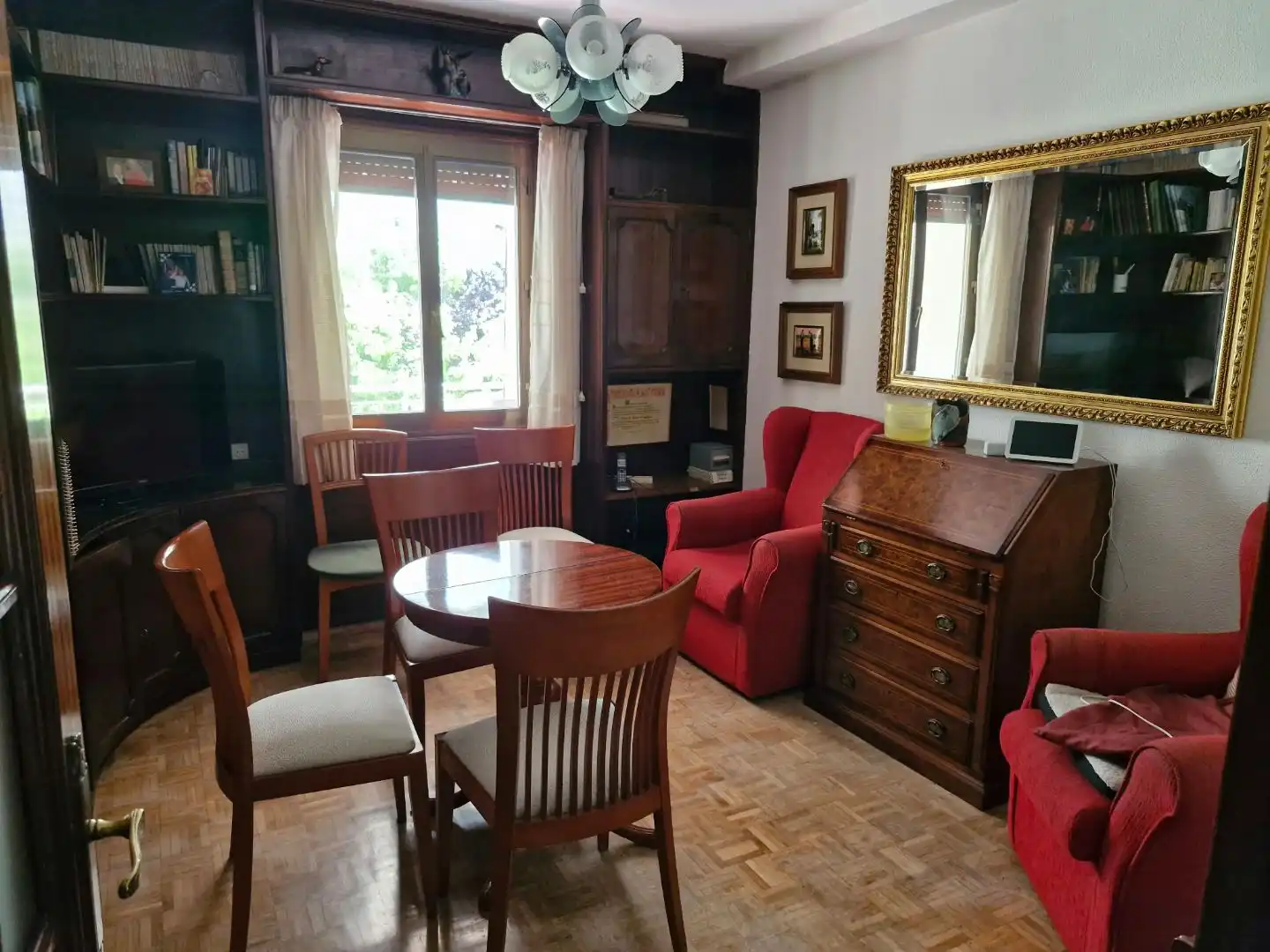 Sala de estar de Piso en venta en  Madrid Capital con Terraza y Balcón