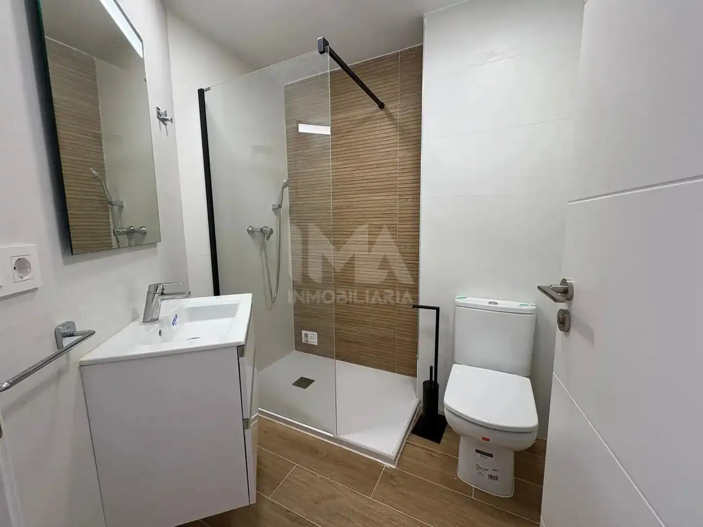 Bathroom of Detached homes for rent in L'Eliana  with Air Conditioner, Heating and Parquet flooring