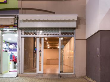 Locale commerciale in affitto a Alcaldesa Maria Regla Jimenez. El Espartal 29