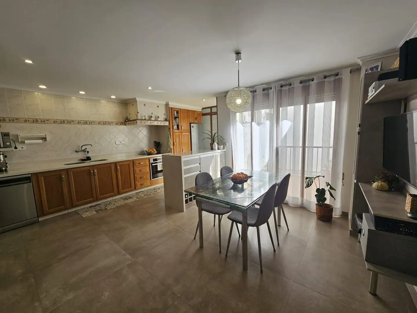 Kitchen of Houses for sale in Sueca  with Air Conditioner, Terrace and Storage room