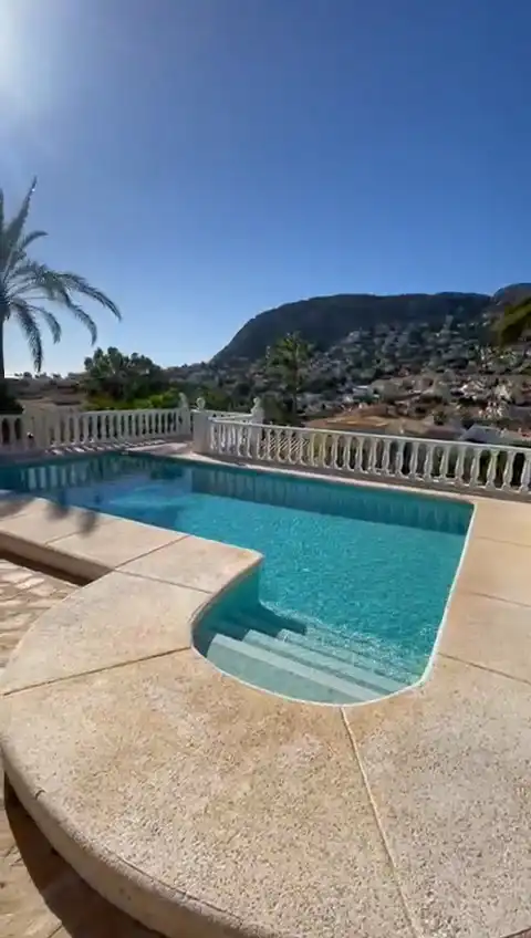 Piscina de Casa o xalet en venda en Calpe / Calp amb Aire condicionat, Jardí privat i Terrassa