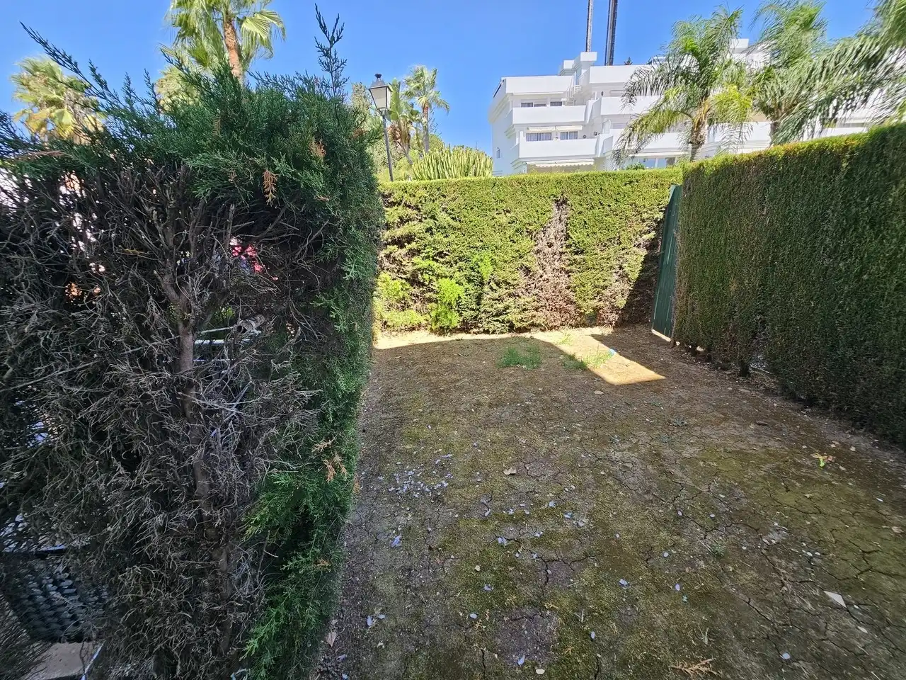 Jardí de Apartament en venda en Estepona amb Aire condicionat, Terrassa i Piscina