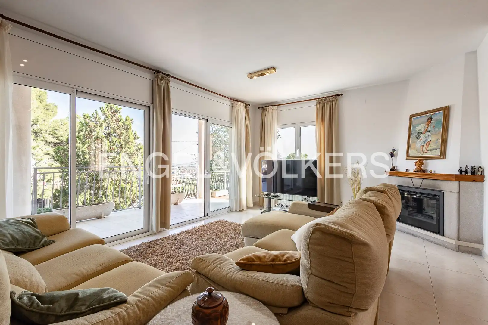 Sala d'estar de Casa o xalet en venda en Castelldefels amb Aire condicionat, Calefacció i Jardí privat