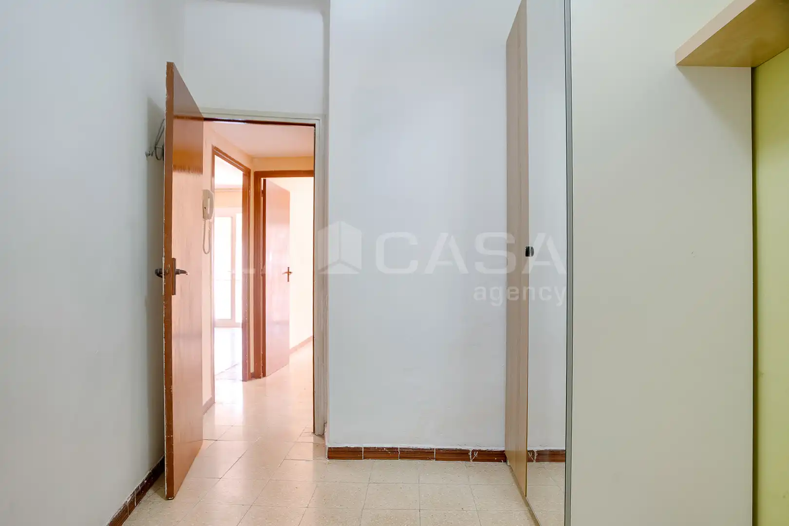 Piso en venta en Barcelona con Balcón