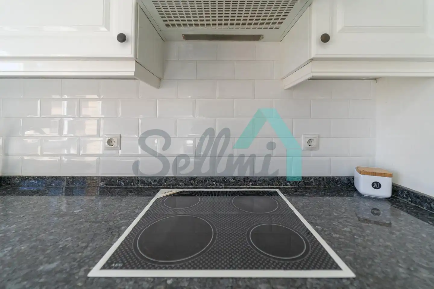 Kitchen of Flat for rent in Oviedo   with Heating, Parquet flooring and Furnished
