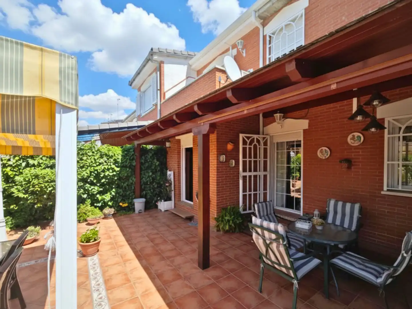 Terrace of Detached homes for sale in Parla  with Air Conditioner, Heating and Private garden