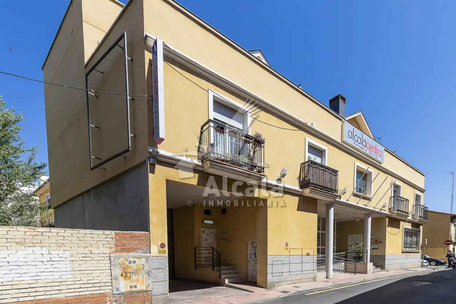 Vista exterior de Piso en venta en Alcalá de Henares con Aire acondicionado y Calefacción