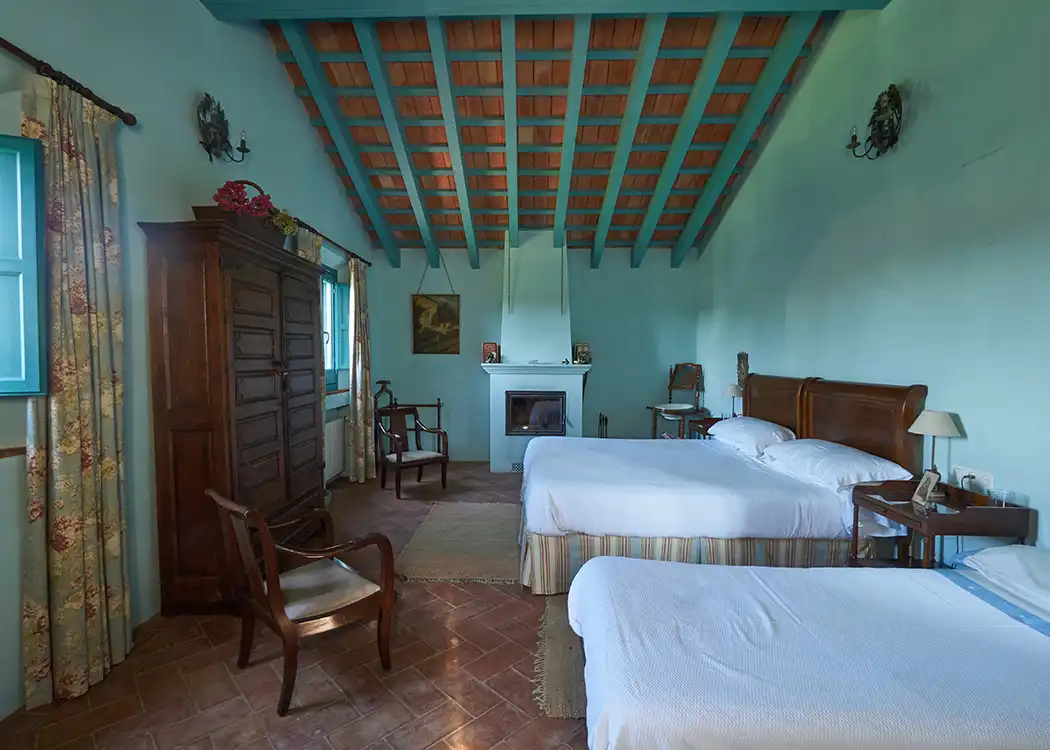 Finca rústica en venda a El Castillo de las Guardas
