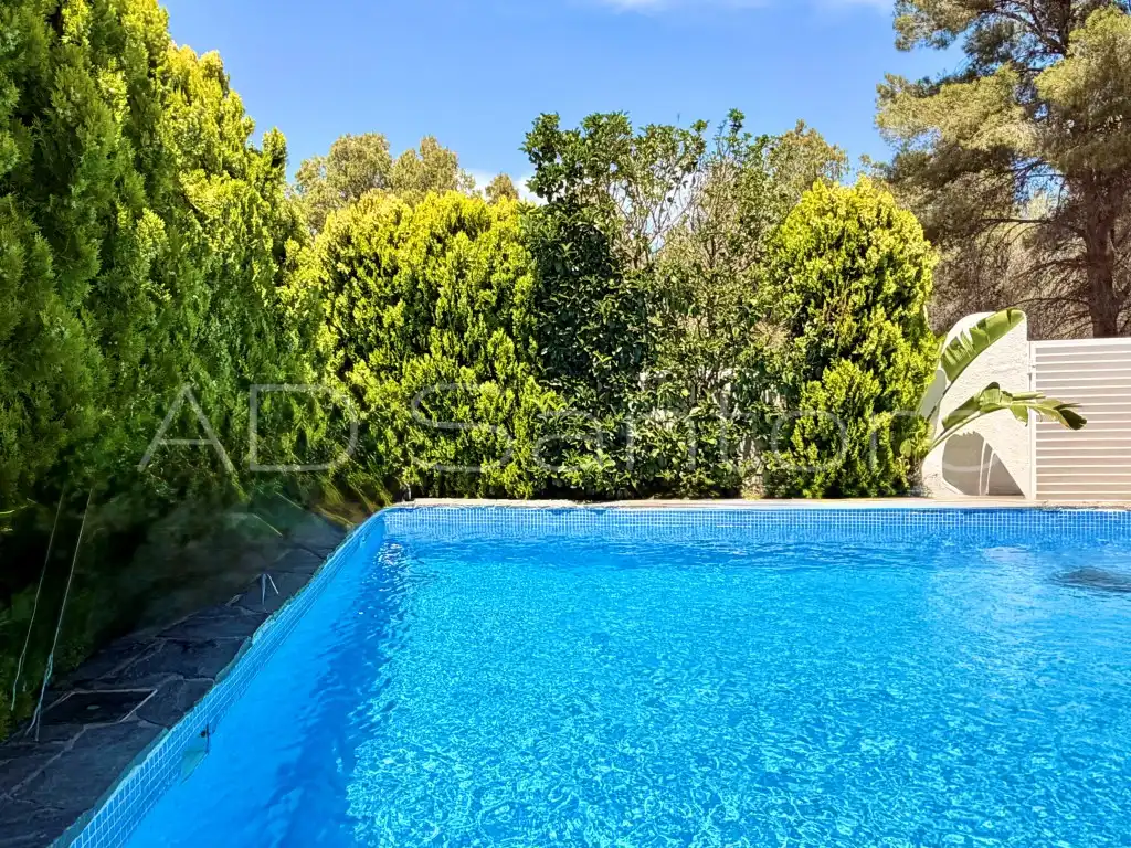 Piscina de Casa o xalet en venda en Sant Pere de Ribes