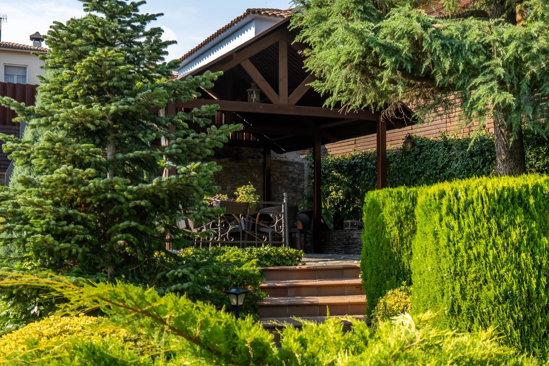 Jardí de Casa o xalet en venda en Sant Celoni amb Calefacció, Terrassa i Forn