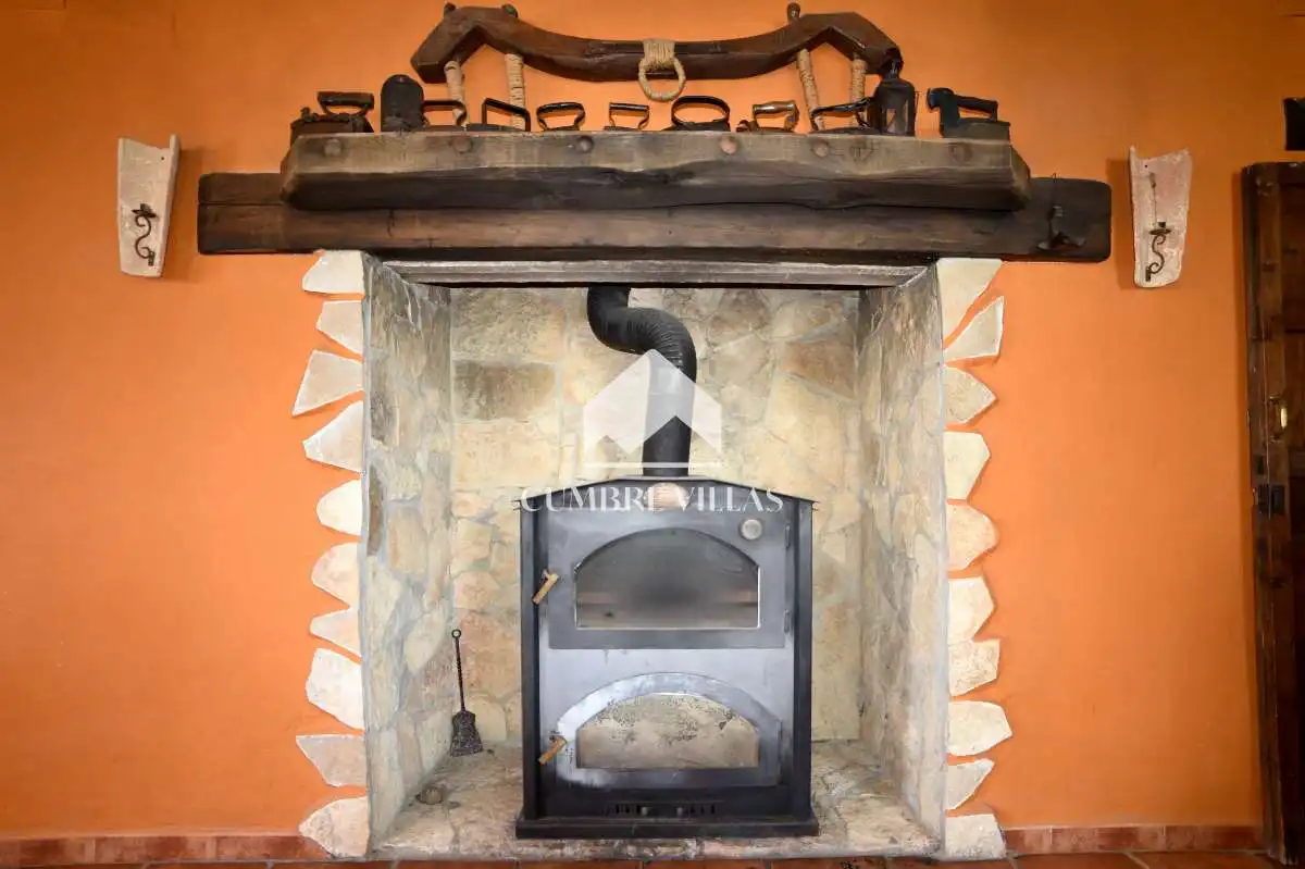 Country house zum Verkauf in Torrenueva Costa mit Privatgarten, Terrasse und Abstellraum