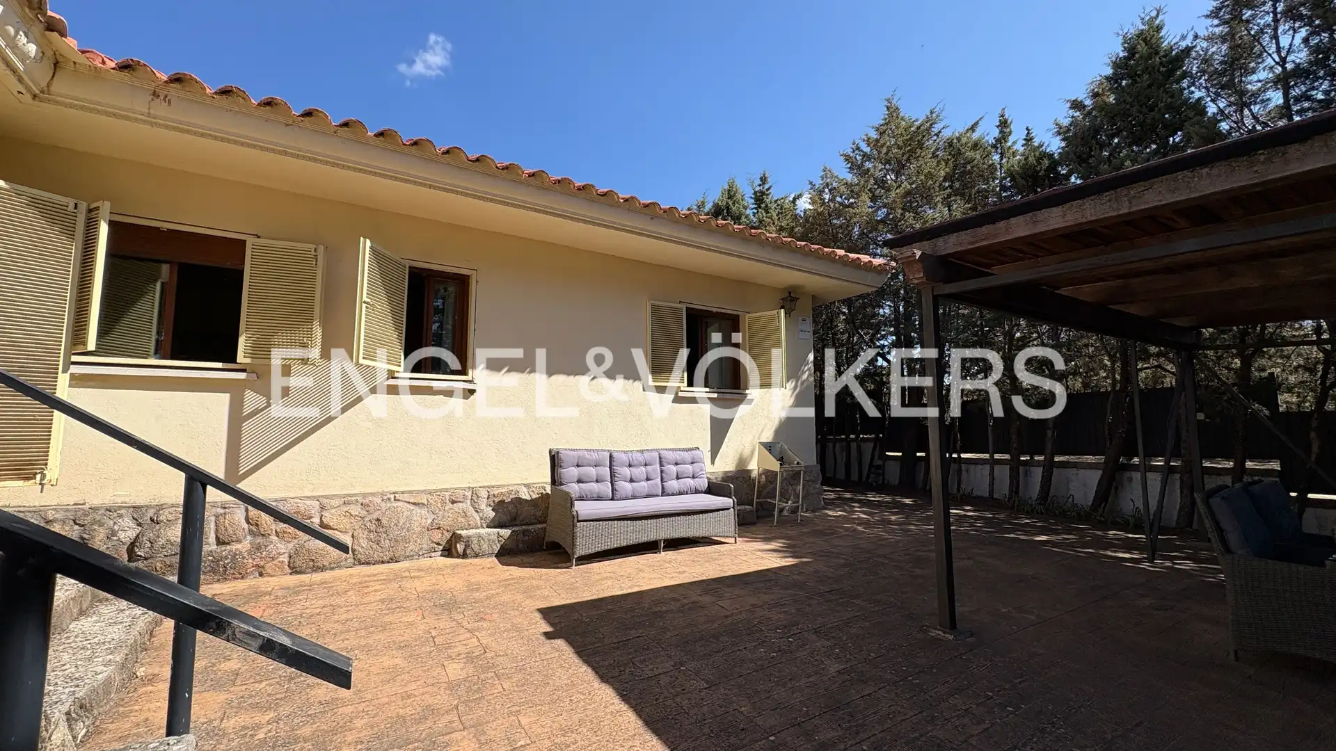 Terrassa de Casa o xalet de lloguer en Los Molinos, Madrid