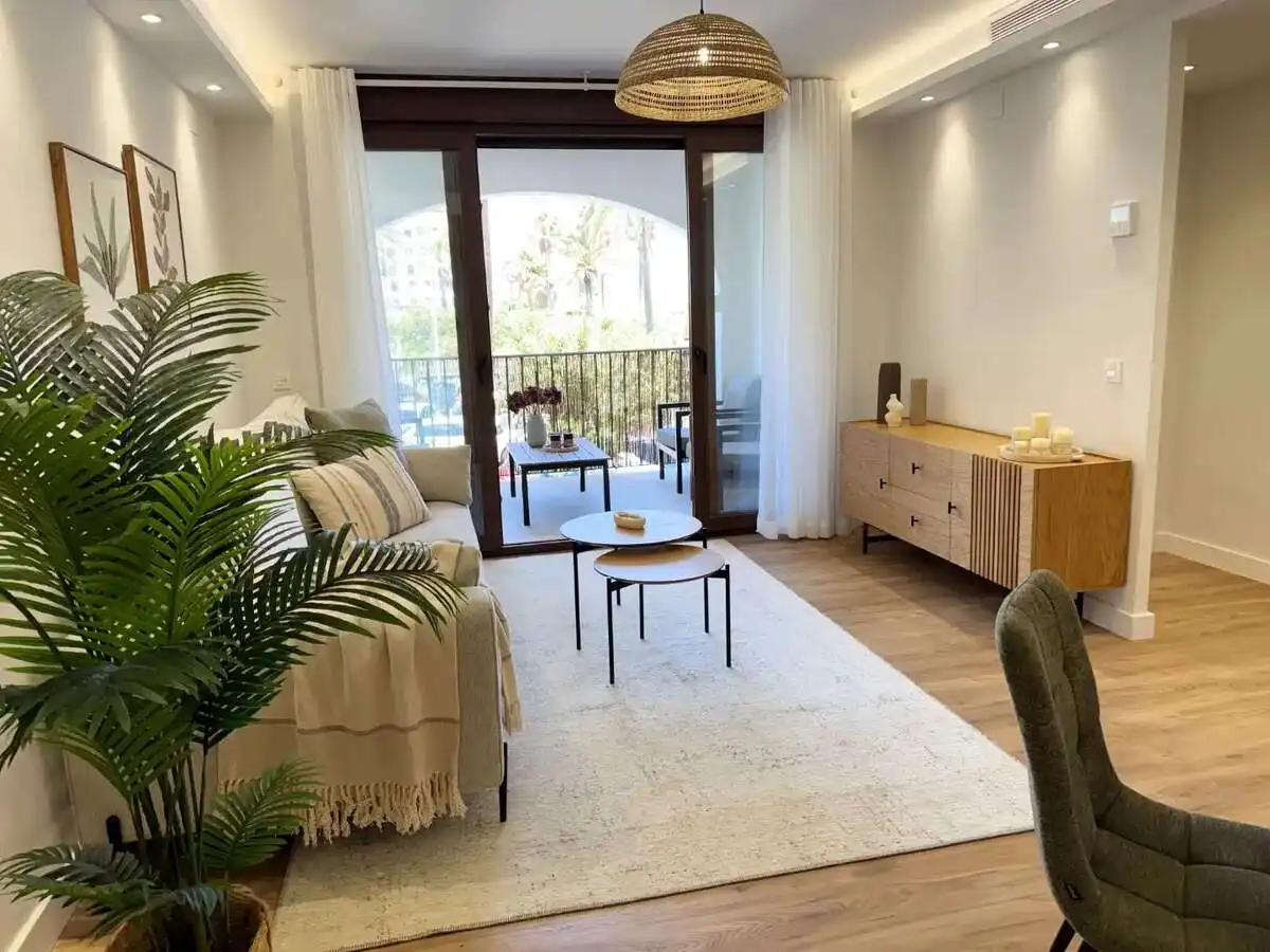 Appartamento con terrazza in vendita a Puerto de la Duquesa, imagen 16