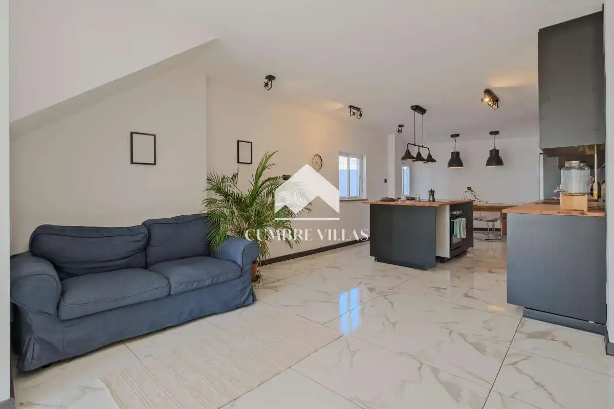 Sala d'estar de Àtic en venda en Salobreña amb Terrassa
