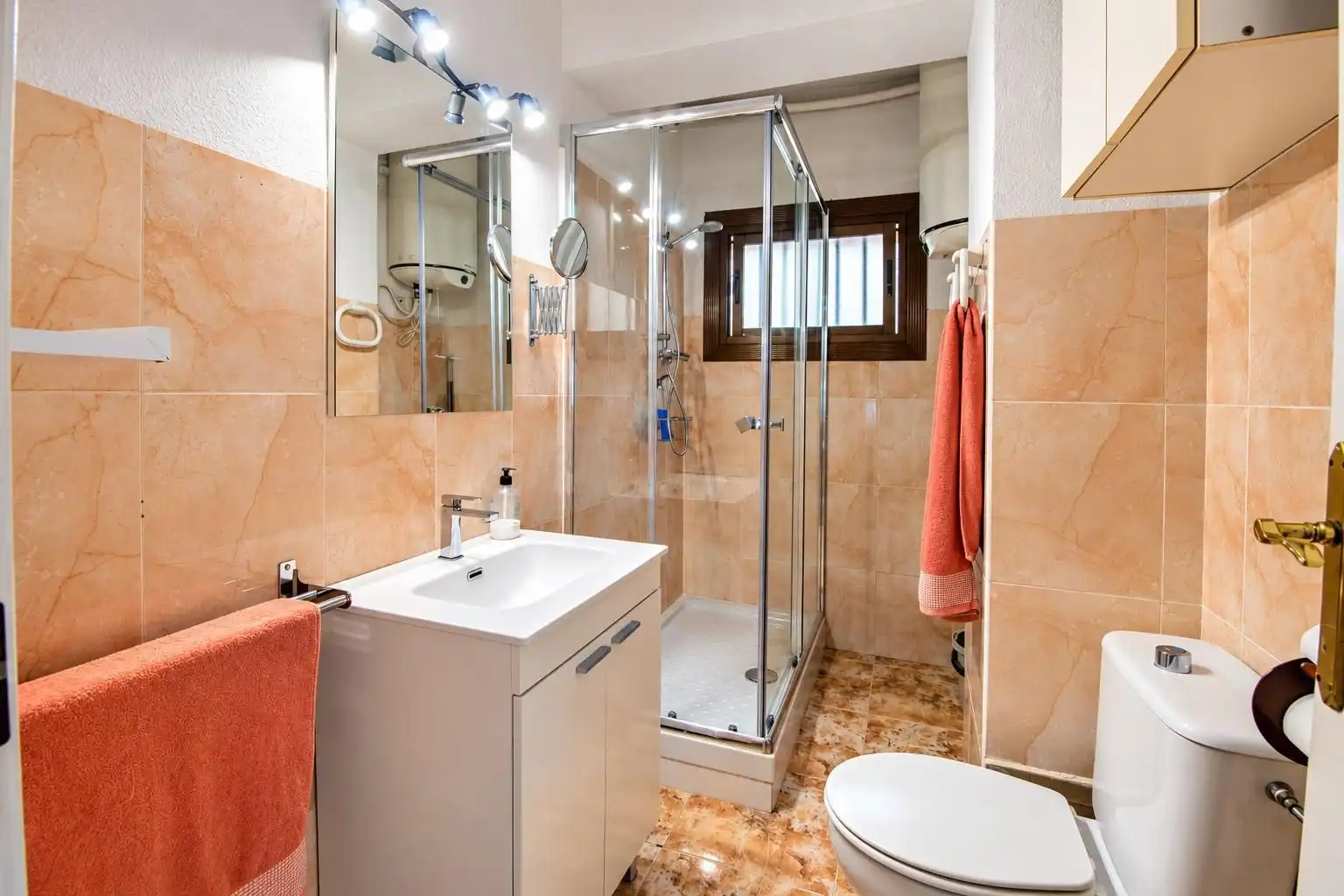 Apartment with balcony for sale in Avenida Avenida Jaime I 'El Conquistador', imagen 21
