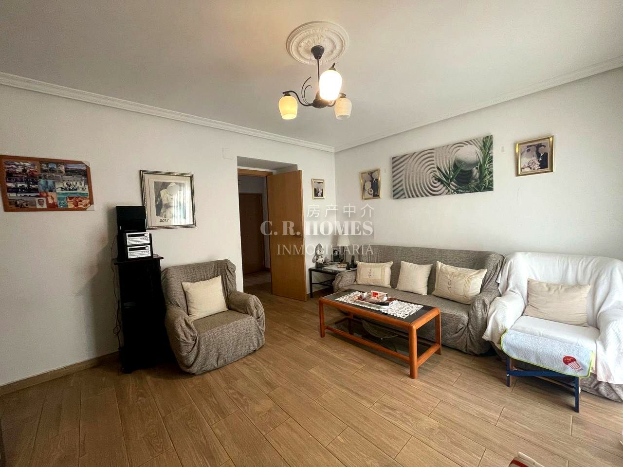 Sala d'estar de Pis en venda en Getafe amb Aire condicionat, Calefacció i Terrassa