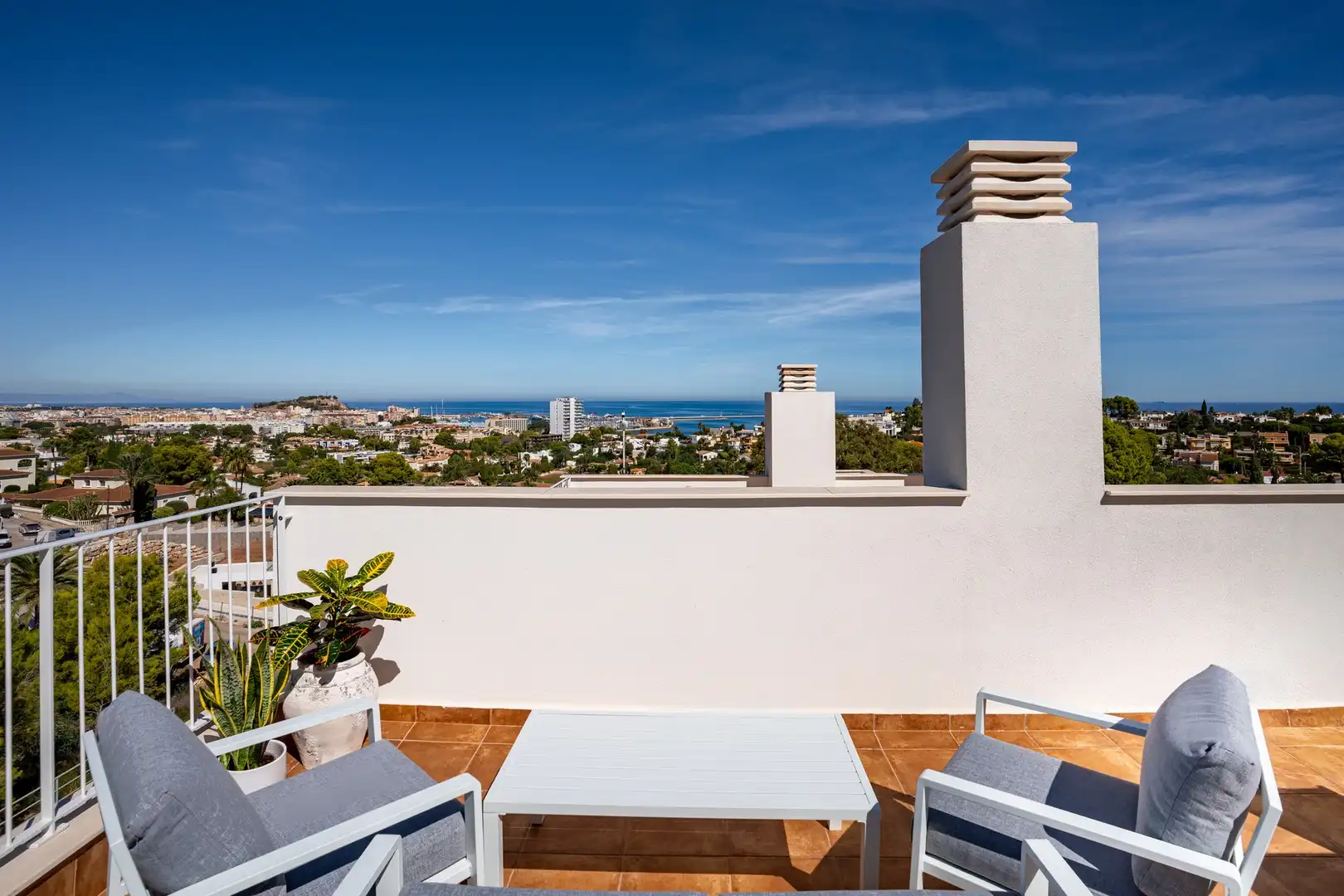 Neubau-Reihenhaus mit Terrasse zum Verkauf in Carrer de la Rosa 47, imagen 100