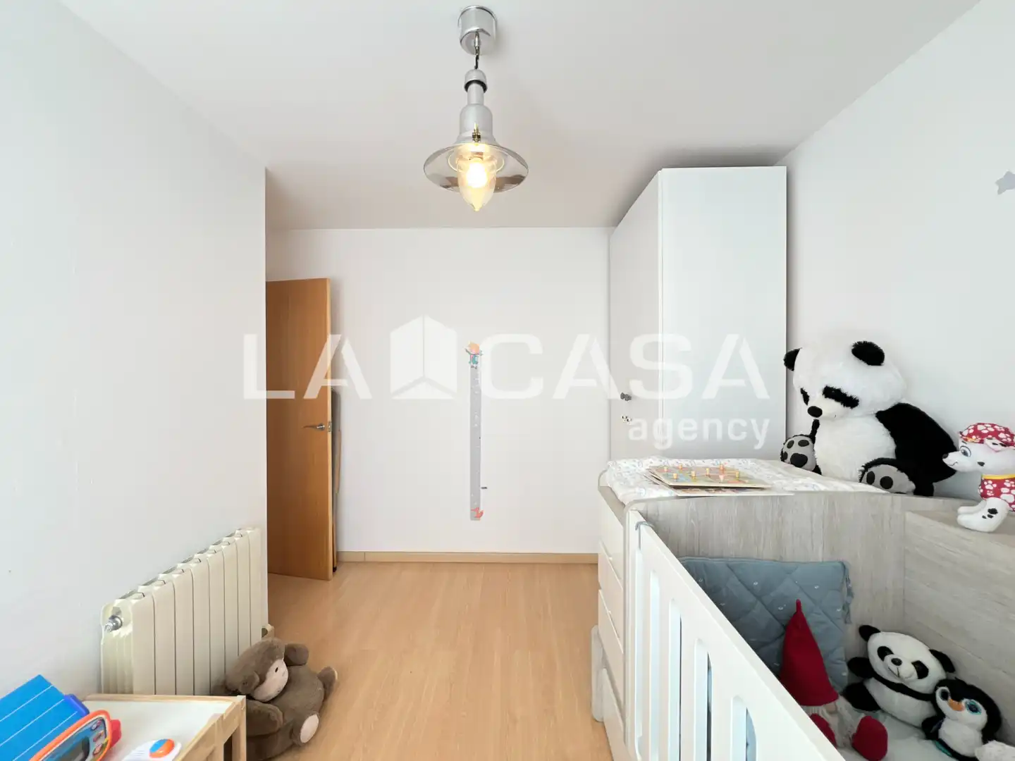 Wohnung zum Verkauf in Badalona mit Terrasse, Möbliert und Balkon