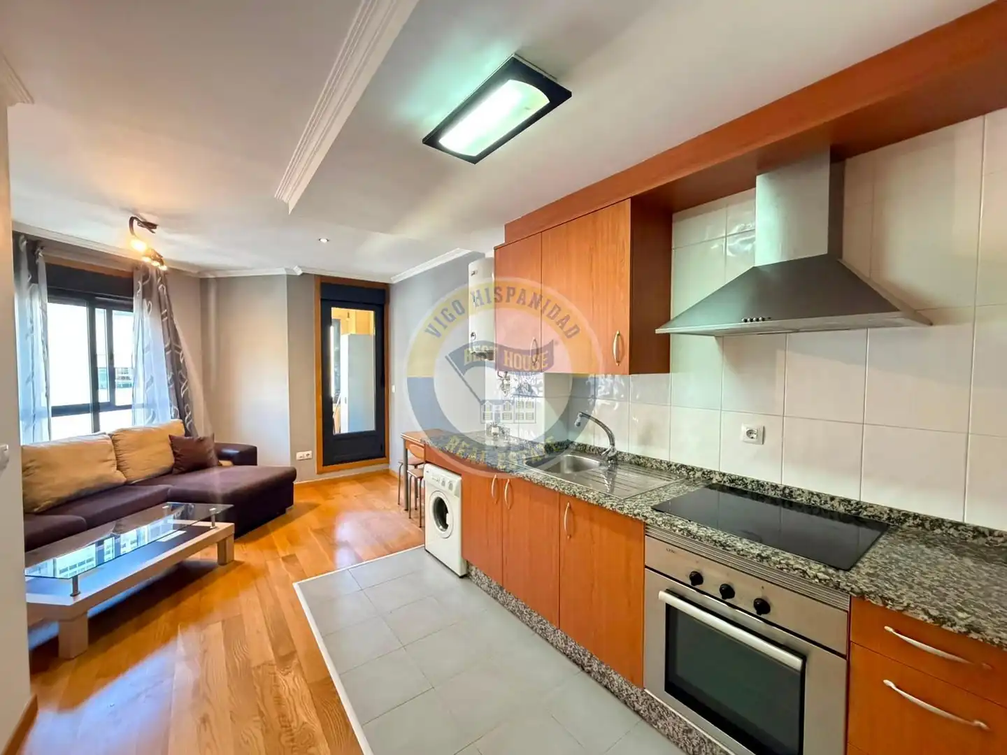 Cocina de Apartamento de alquiler en Vigo  con Calefacción y Amueblado