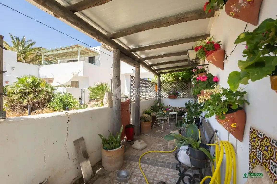Terrassa de Casa o xalet en venda en Níjar amb Piscina i Moblat