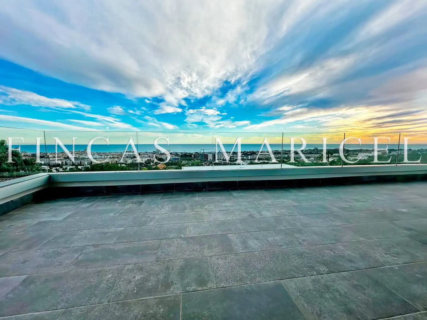 Houses for sale in Vallpineda - Santa Bàrbara