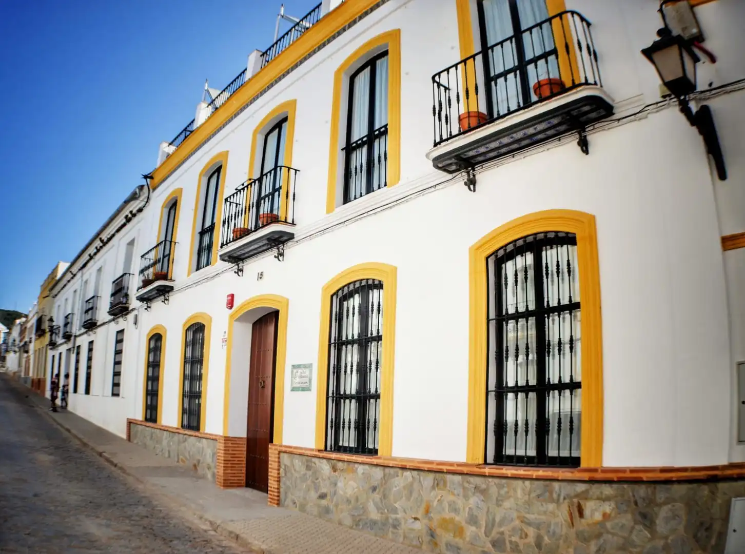 Außenansicht von Gebäude zum Verkauf in El Pedroso