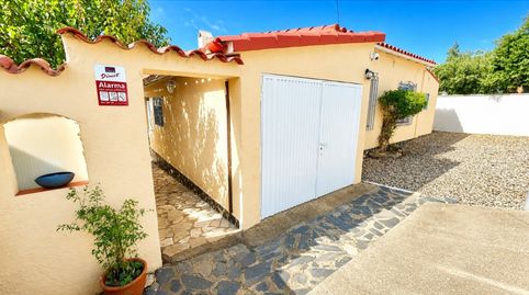 Casa en venta en Roses con jardín, terraza y solárium a 5 minutos de la playa  Exclusiva propiedad en la Costa Brava, immagine 3