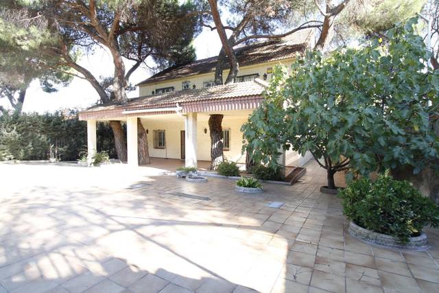 Casa-chalet en Venta en Parque de la Coruña - Las Suertes