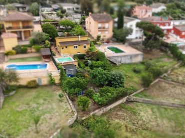 Chalet con piscina en venta en Calle Cap de Creus