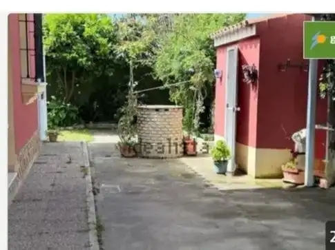 Vista exterior de Casa o xalet en venda en El Puerto de Santa María amb Aire condicionat i Terrassa