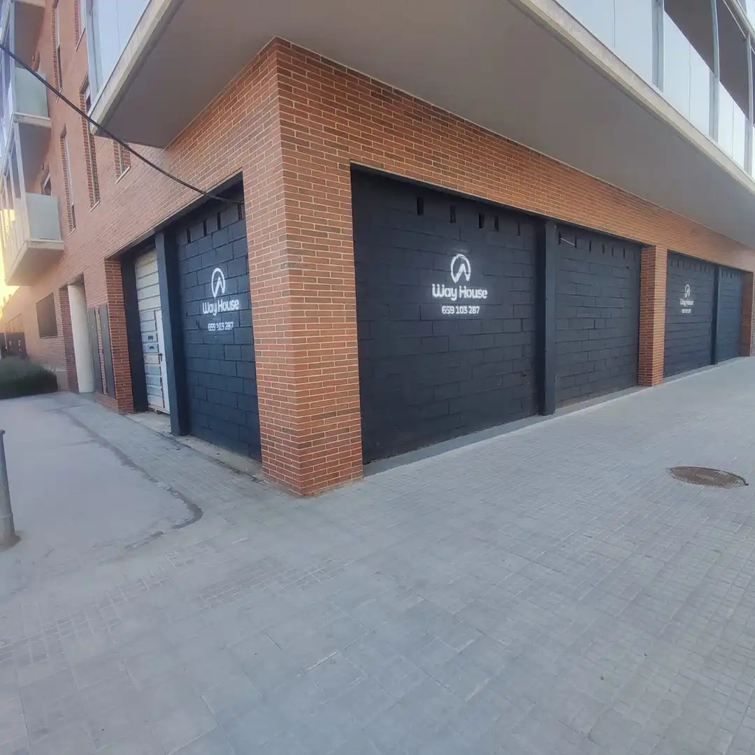 Gewerbefläche zum Verkauf in Carrer del Canal de la Infanta 42, imagen 3