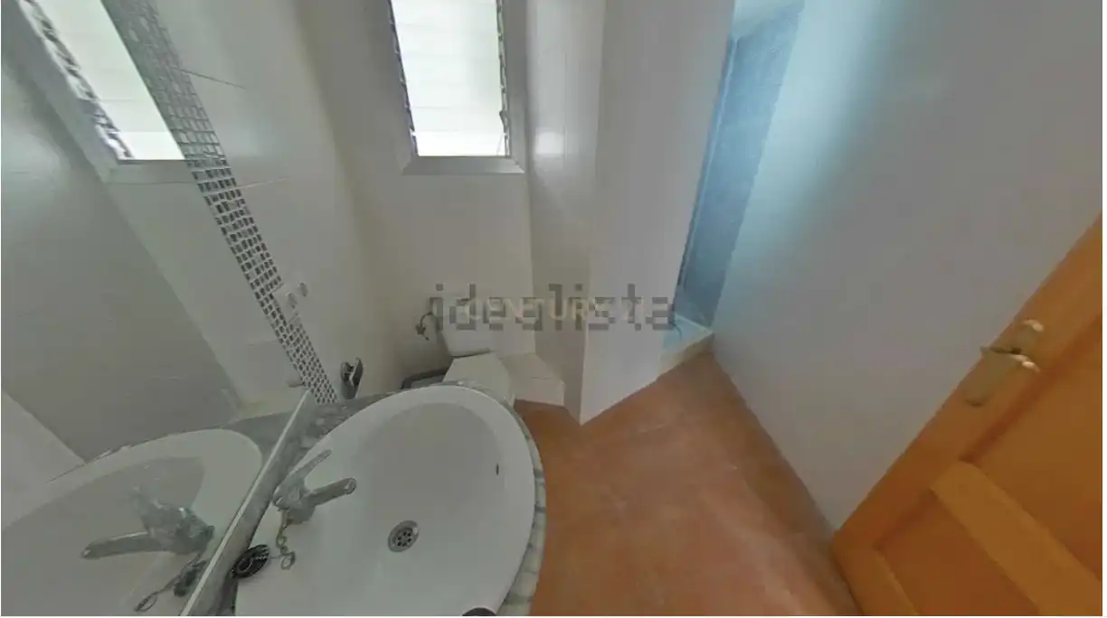 Baño de Apartamento en venta en Yátova
