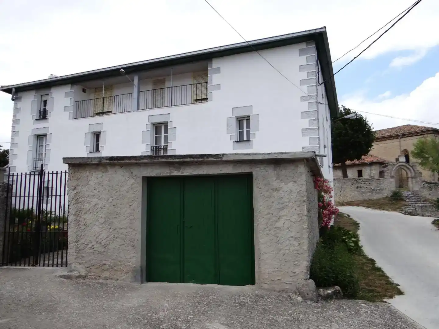 Vista exterior de Finca rústica en venda en Junta de Traslaloma, Burgos