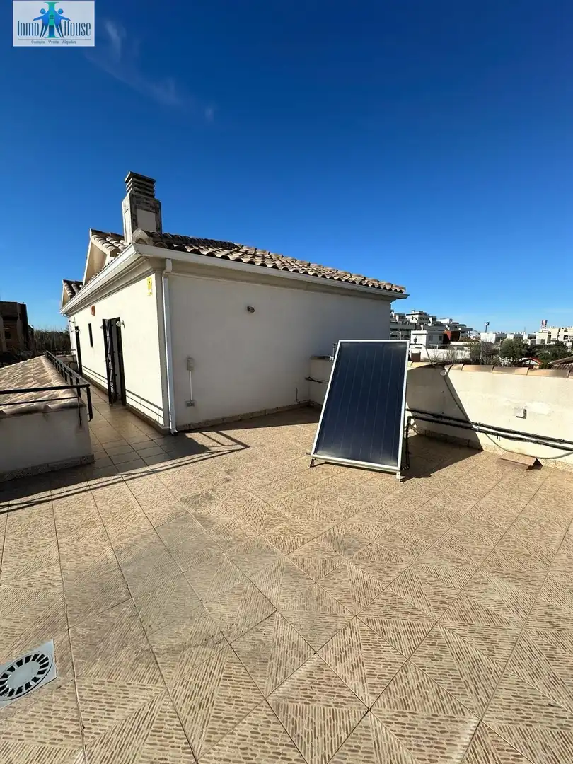 Terrassa de Casa o xalet en venda en Albacete amb Aire condicionat, Jardí privat i Parquet