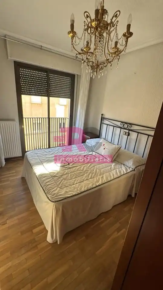 Habitación de Piso en venta en Salamanca con Calefacción y Parquet