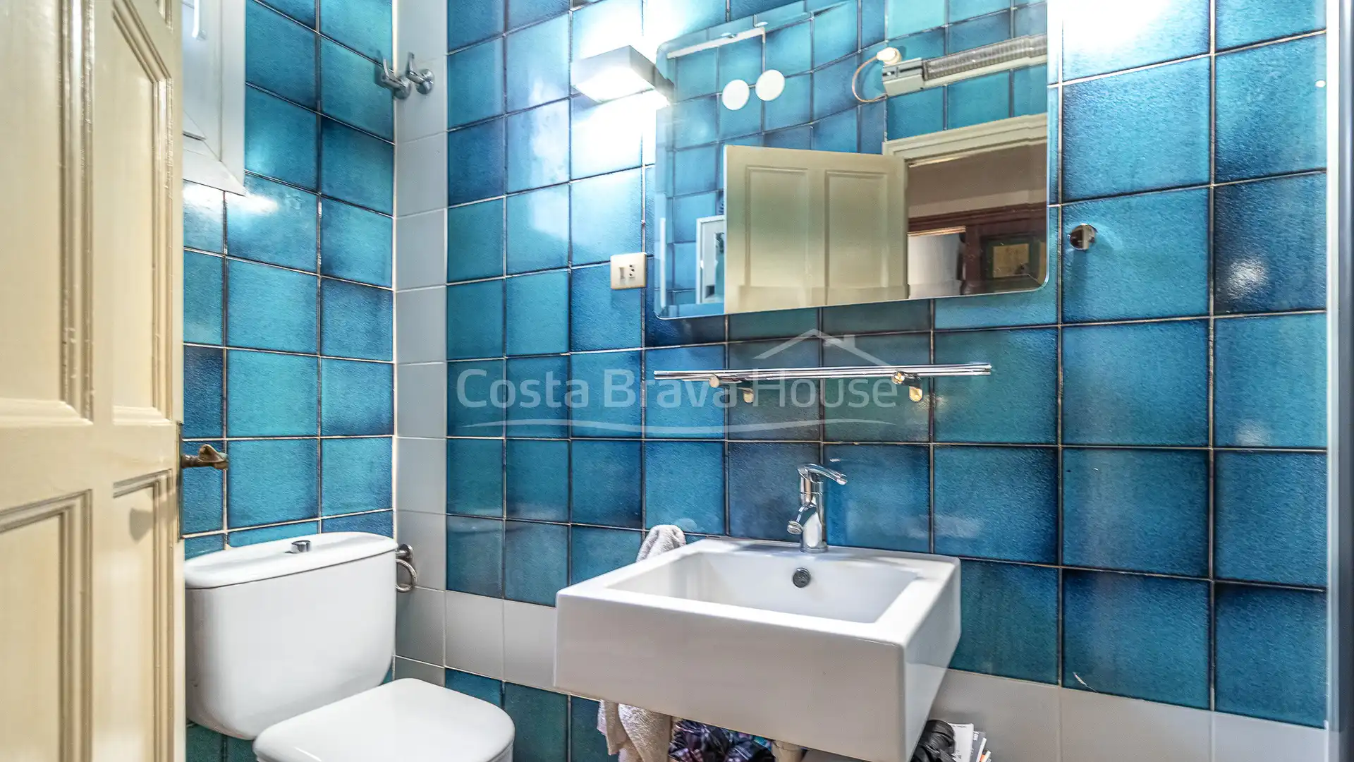Bathroom of Houses for sale in Begur  with Heating, Private garden and Terrace