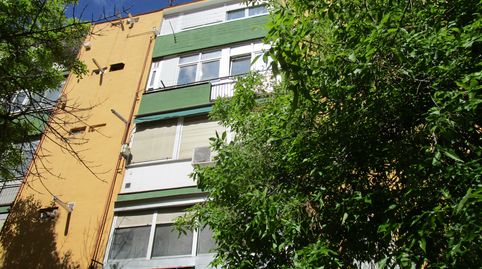 Foto 2 de Piso en venta en Avenida de la Verbena de la Paloma, Los Ángeles, Madrid Capital
