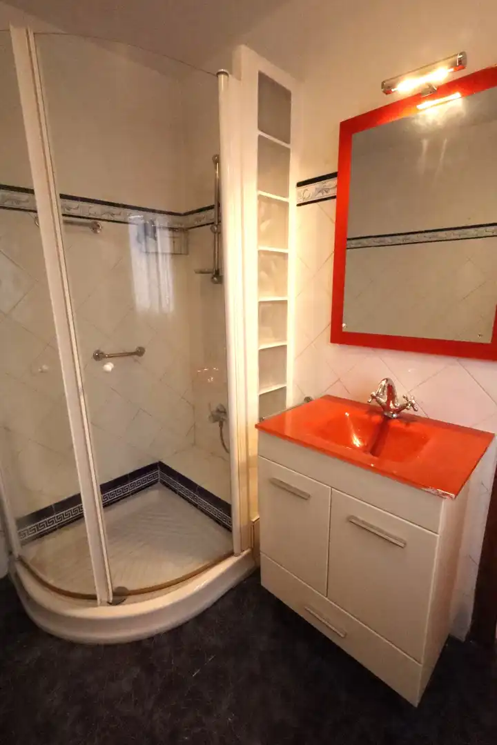 Baño de Casa o chalet en venta en Barcelona con Calefacción, Terraza y Trastero
