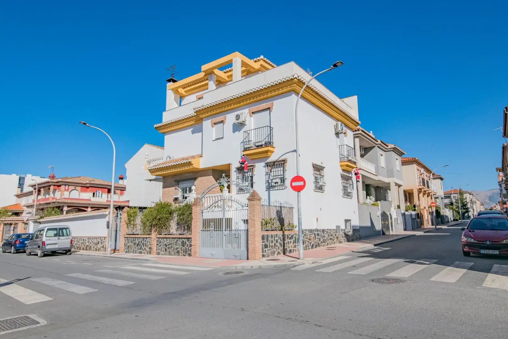 Houses for sale in Calle A, Maracena