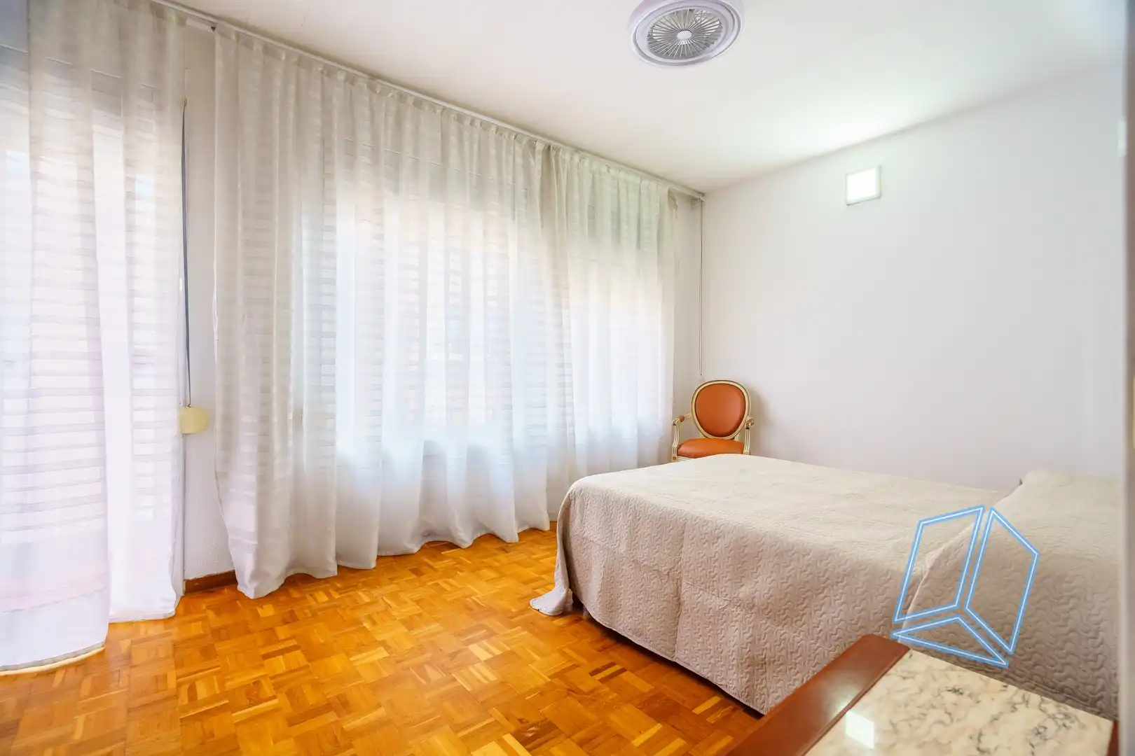 Schlafzimmer von Wohnung zum Verkauf in Gavà mit Abstellraum und Balkon