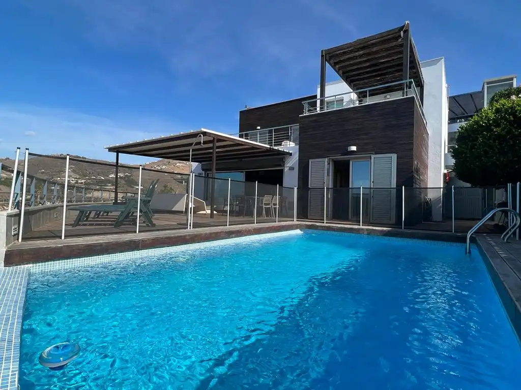 Chalet con piscina en venta en N/A, imagen 2
