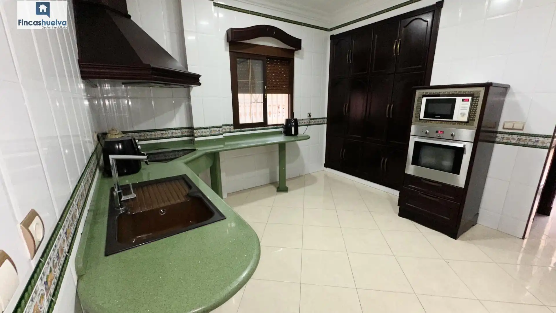 Kitchen of Houses for sale in Moguer  with Private garden, Terrace and Storage room
