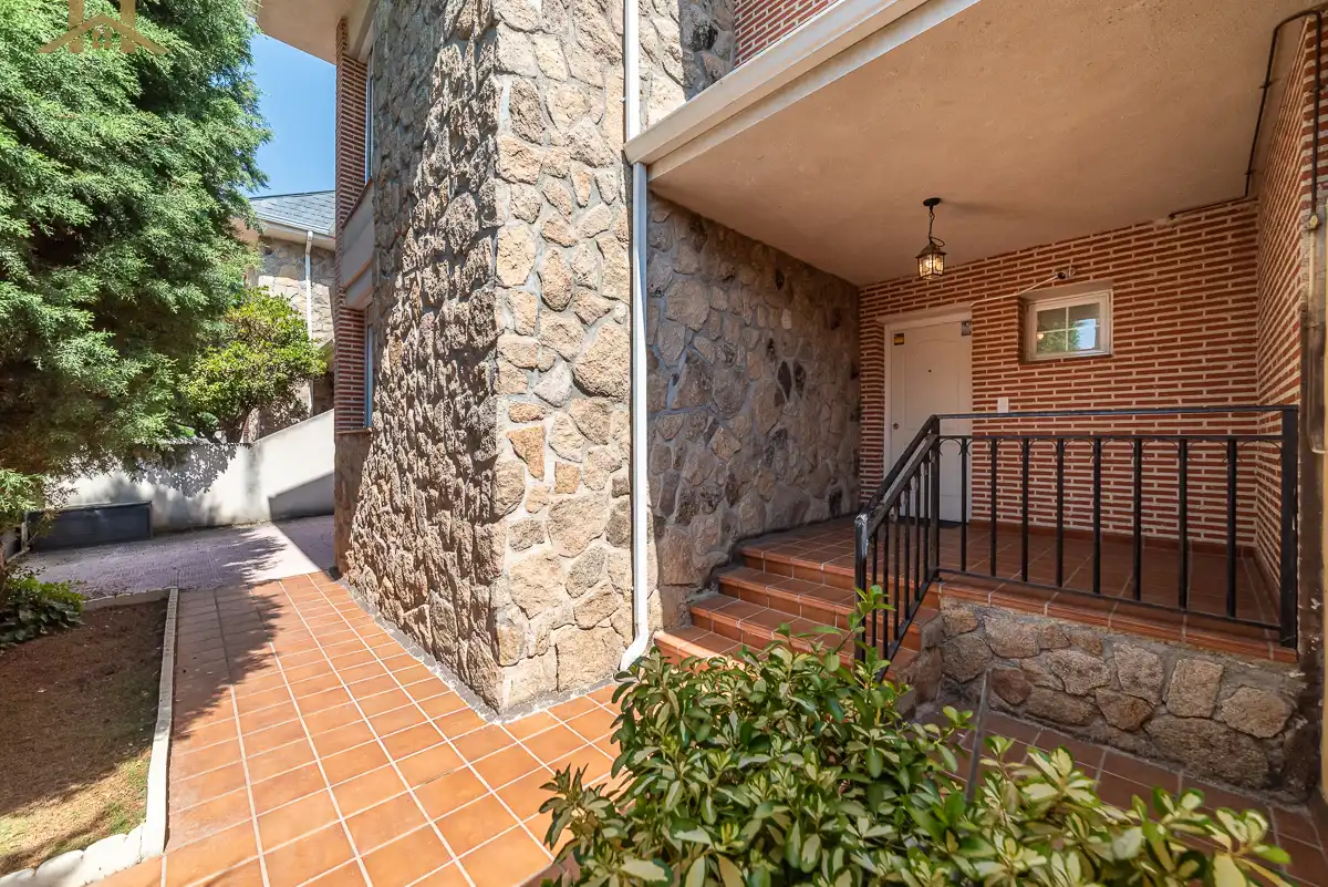 Vista exterior de Casa o chalet en venta en Illescas con Aire acondicionado, Calefacción y Jardín privado