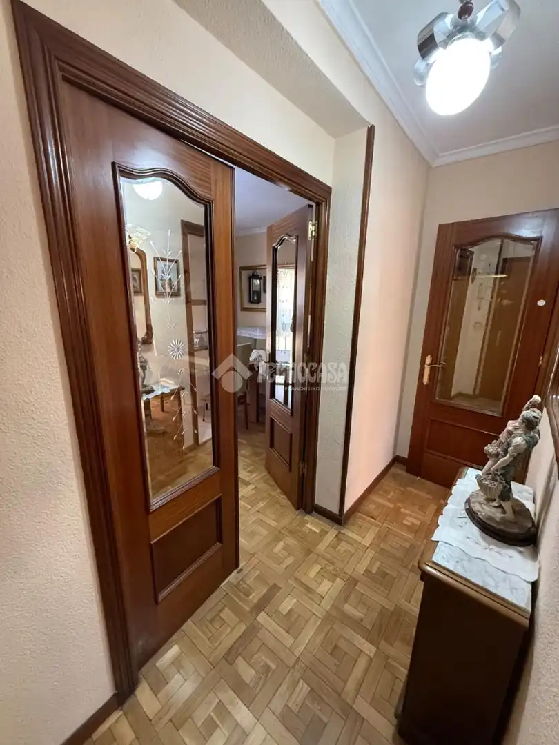 Wohnung zum Verkauf in Madrid mit Klimaanlage, Heizung und Terrasse