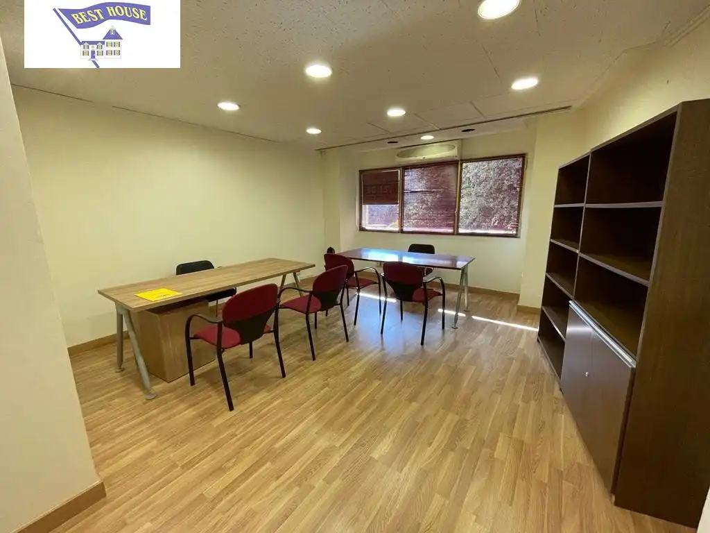 Bureau à louer à Centro, imagen 3