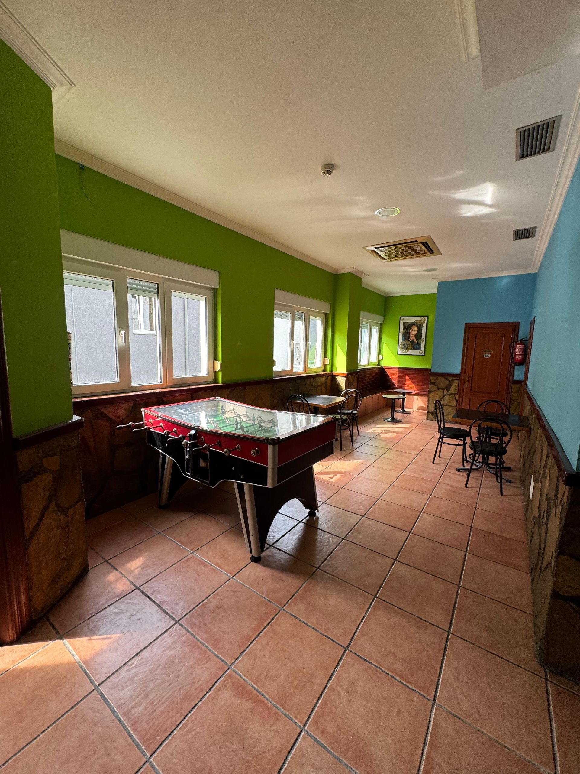 Premises to rent in Zierbena  with Air Conditioner and Furnished