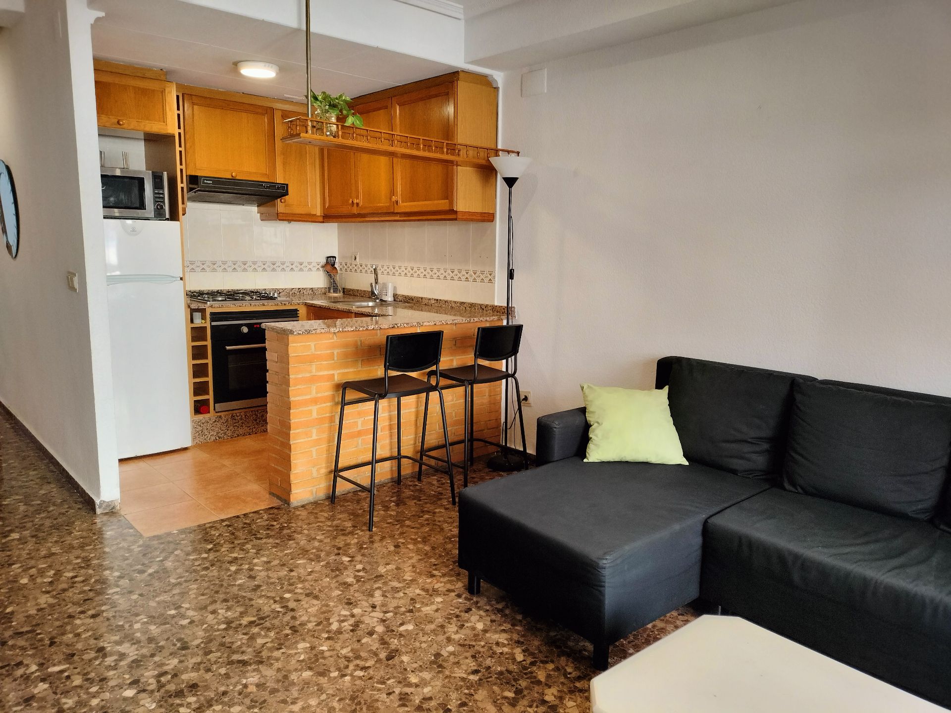Kitchen of Apartment to rent in  Valencia Capital  with Furnished, Oven and Washing machine