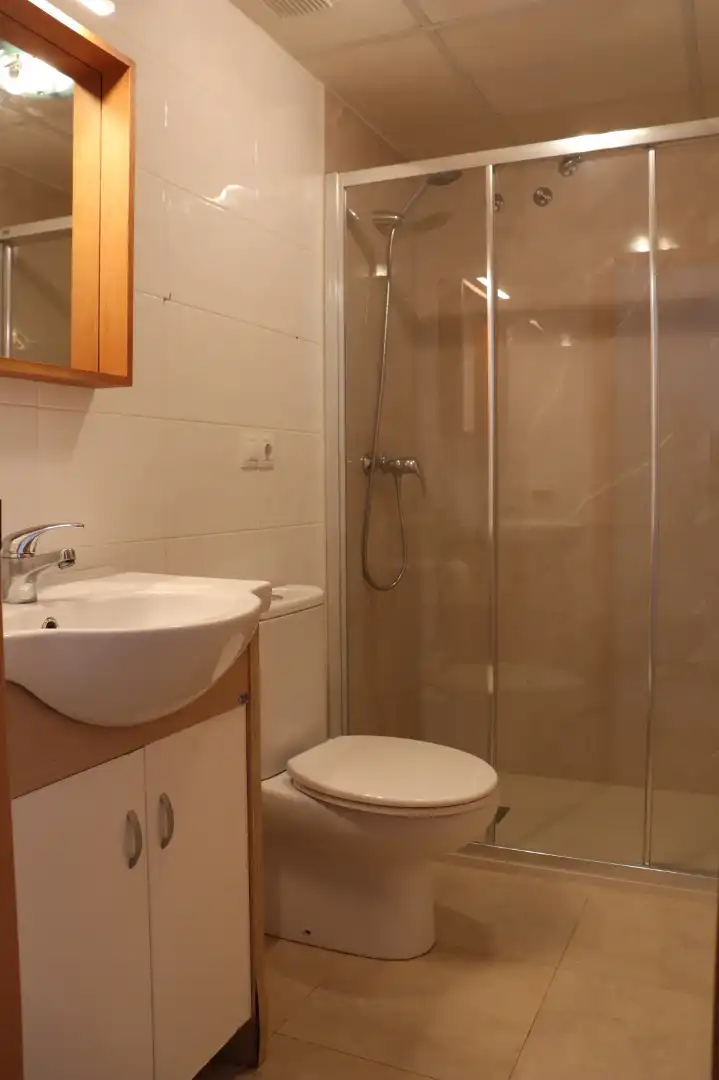 Bathroom of Flat for sale in Benicarló  with Air Conditioner, Furnished and Oven
