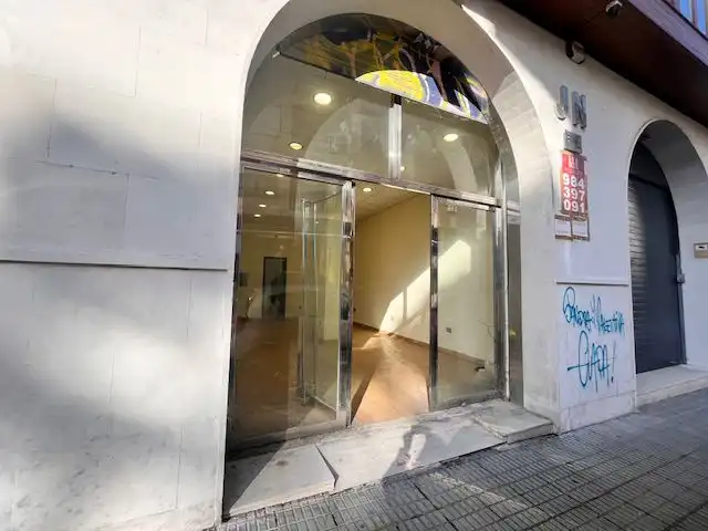 Geschaftsraum zur Miete in Llanes