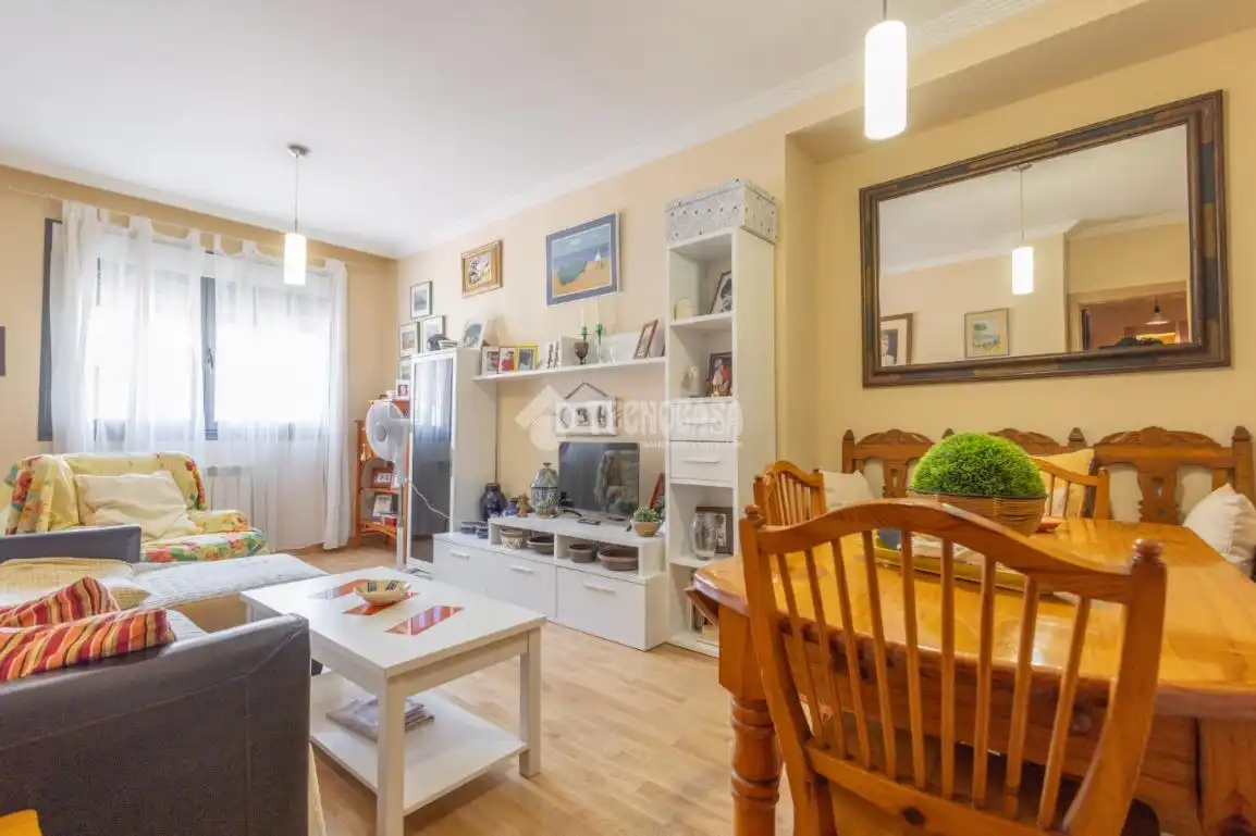 Piso en venta en Avda. madrid, Calvarrasa de Abajo